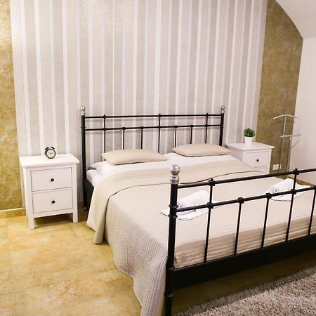 Stefania Apartment Centre Πράγα Εξωτερικό φωτογραφία